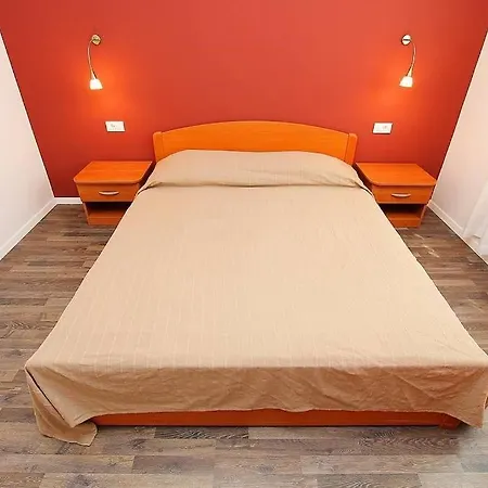 Mauri Apartment *
