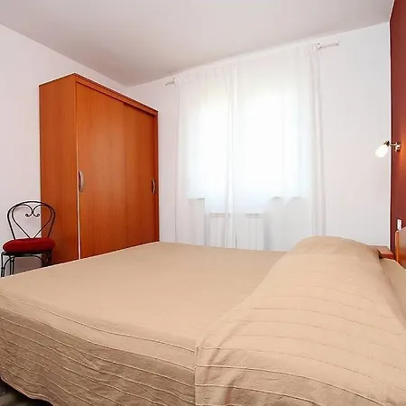 Mauri Apartment Pula