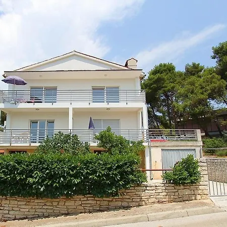 Mauri Apartment *
