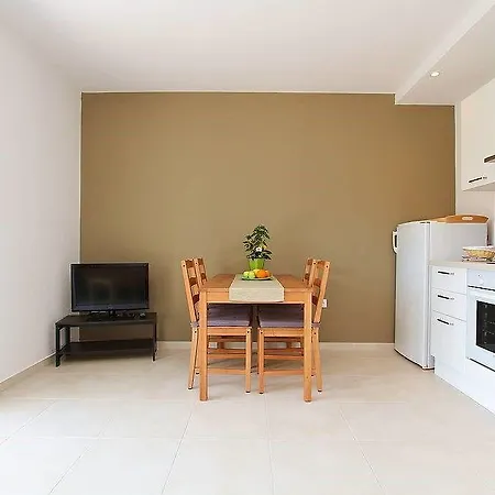 Apartment Mauri Pula