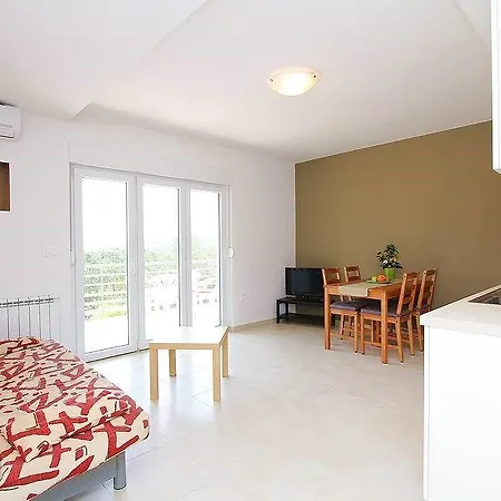 Mauri Apartment Pula