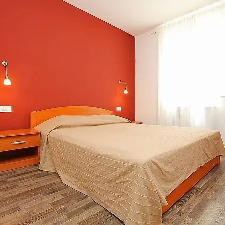 Mauri Apartment