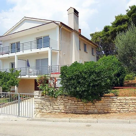 Apartment Mauri