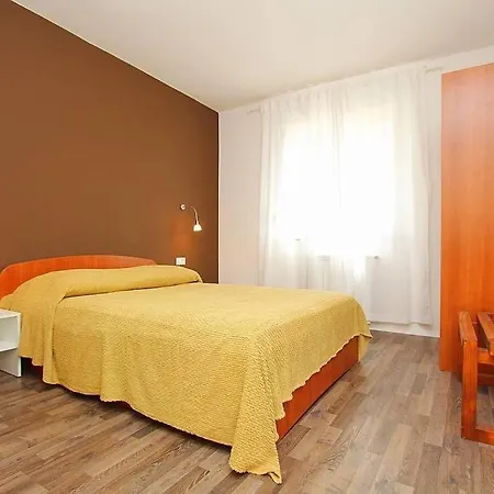 Mauri Apartment