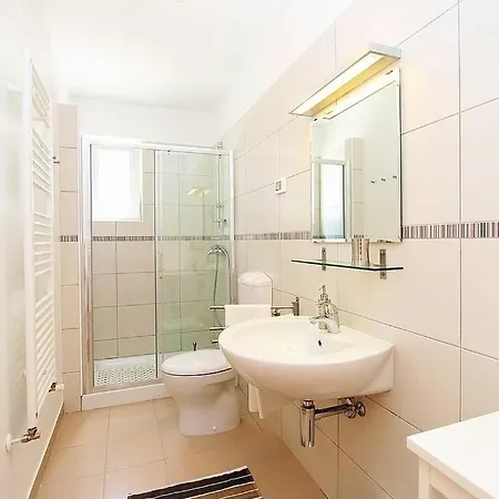 Mauri Apartmán Pula